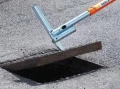 Ultralekki składany magnetyczny podnośnik pokrywy do średnich/lekkich pokryw ERGOCERT - siła podnoszenia 230 kg
