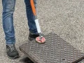 Podnośnik pokrywy ze składanym uchwytem do średnich/ciężkich metalowych pokryw włazów Atex , siła podnoszenia 210 kg